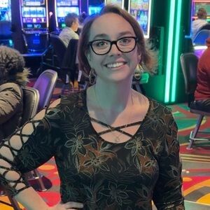 Meet your Posher, Denise